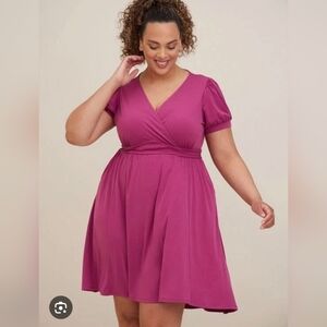 Torrid Sz 0 Women's V-Neck Short Sleeve Wrap Dress